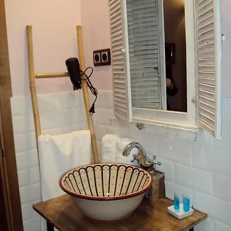 Ana De Tejas Azules * Medinaceli