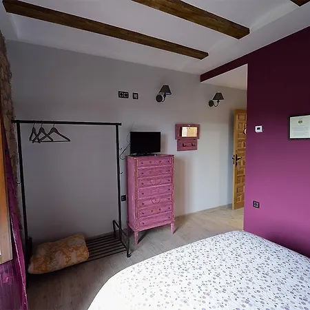 Ana De Tejas Azules * Medinaceli