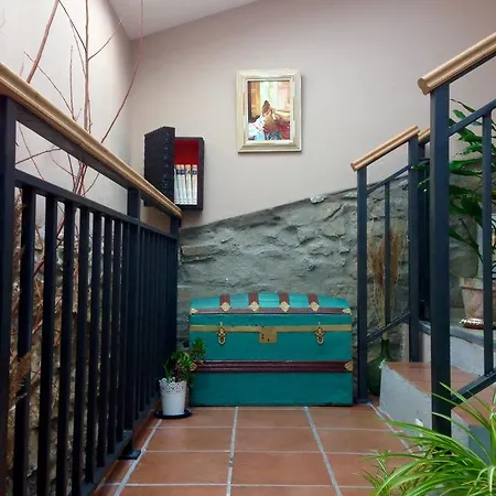 Ana De Tejas Azules Lantställe