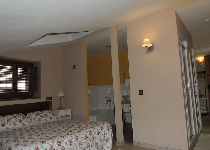 컨트리하우스 Ana De Tejas Azules *