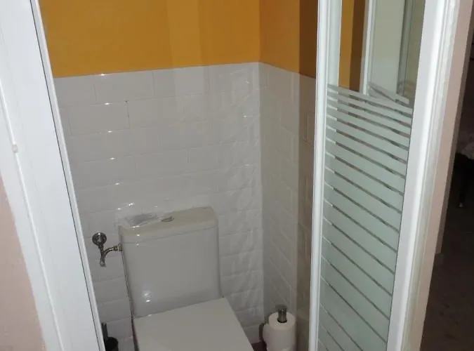 컨트리하우스 Ana De Tejas Azules *