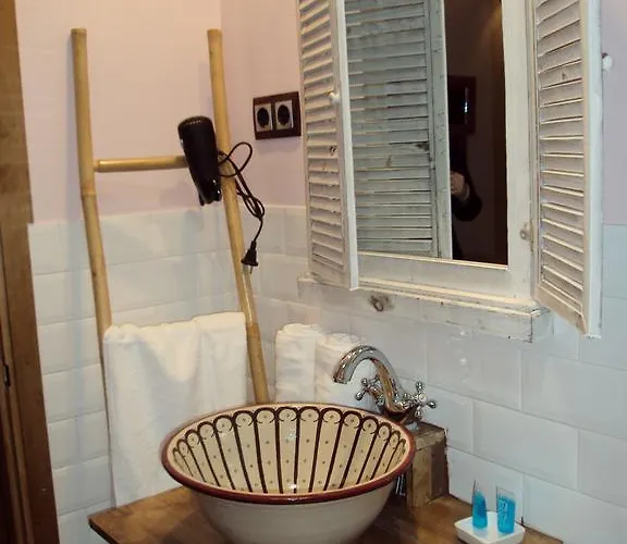 Ana De Tejas Azules * 메디나셀리