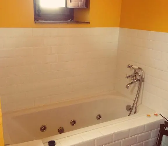 Ana De Tejas Azules 메디나셀리