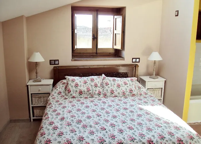 컨트리하우스 Ana De Tejas Azules